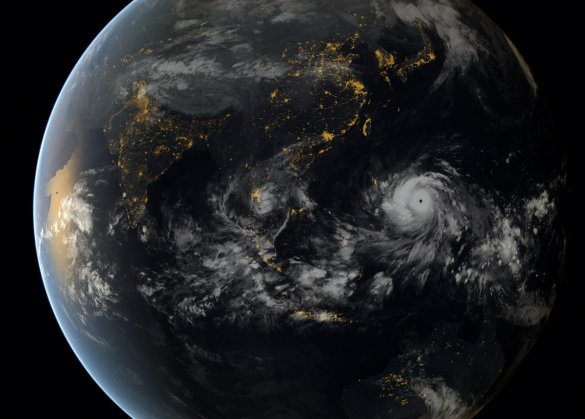 Метеорологи показали фото нищівного тайфуна "Хайянь" з висоти 36 тисяч  км.